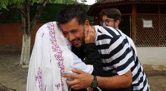 'İnsanlık ölmemiş' dedirttiler, cüzdanını kaybeden yaşlı kadını sevindirdiler