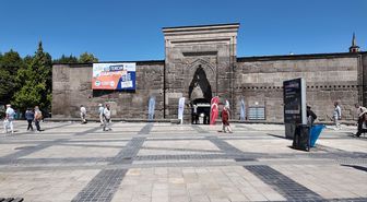 Kayseri Büyükşehir Belediyesinden YKS tercih danışmanlığı hizmeti