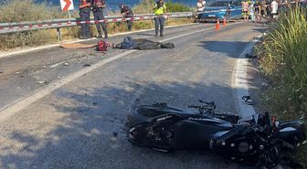 Vidanjöre çarpan 19 yaşındaki motosikletli hayatını kaybetti