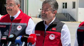 Bakan Yumaklı: 'Bitkisel üretimde Cumhuriyet tarihimizin rekorunu bekliyorum'