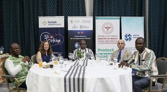 Burkina Faso Sağlık Bakanı Kargougou, Türk hekimler için resepsiyon düzenledi