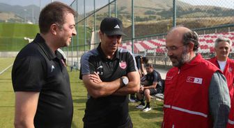 Kızılay’dan Palandöken’de kamp yapan takımlara tatlı jesti