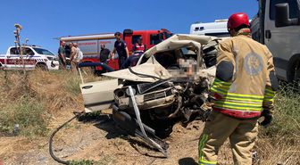 Manisa'da otomobil ile kamyonet çarpıştı, 1 kişi öldü, 1 kişi yaralandı