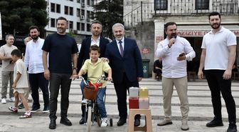 Ordu'da Kur'an kursu öğrencilerine bisiklet ve paten hediye edildi