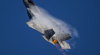 ABD'nin California eyaletinde F-35B savaş uçağı düştü