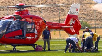 Darende’de kalp krizi şüphesi bulunan hasta hava ambulansıyla sevk edildi