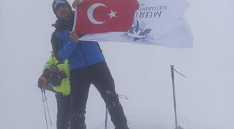 ETÜ bayrağı zirvede