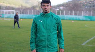 Göztepe, Gökdeniz Bayrakdar transferini bitirdi