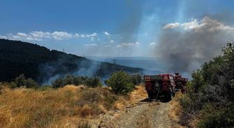 GÜNCELLEME - Balıkesir'in Erdek ilçesinde çıkan yangın büyük ölçüde kontrol altına alındı