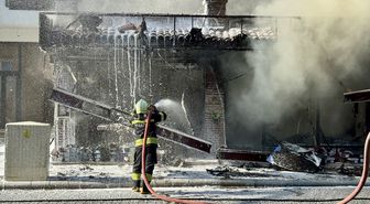 Muğla'da ayakkabı mağazasında çıkan yangın hasara neden oldu