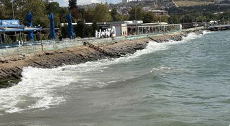 Tekirdağ'da poyraz iki gündür deniz ulaşımını olumsuz etkiliyor