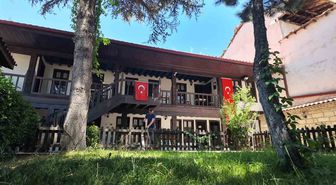 272 yıllık Çivitçioğlu Medresesi geçmişe ışık tutuyor