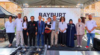 Bayburt'ta '2. Gastronomi Festivali'nde yöresel lezzetler yarıştı