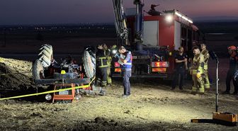 Edirne'de devrilen traktörün altında kalan 2 kişi öldü