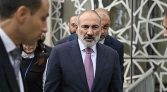Sabah istifa eden Paşinyan yeniden başbakan oldu