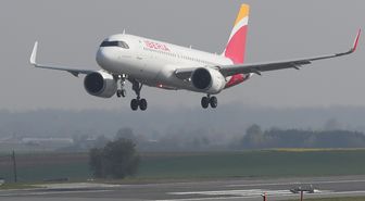Iberia'ya ait Airbus A320 uçağı Hırvatistan'da iniş sırasında hasar gördü