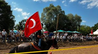 Samsun'da Geleneksel Rahvan At Yarışları düzenlendi