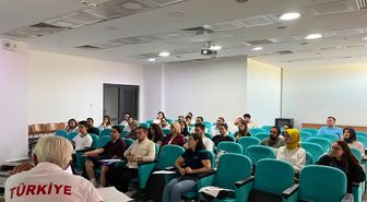 Sivas’ta ’yüzme’de aday hakem kursu başladı