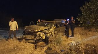 Tır ile iki otomobil çarpıştı: 7 yaralı