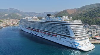 Aroya Kruvaziyeri Marmaris'e 3.633 Turist Getirdi