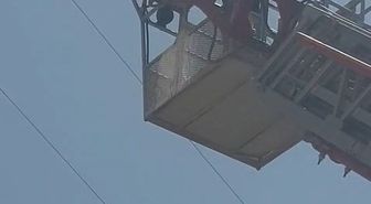 Palu'da Yaralı Leylek İtfaiye Ekiplerince Kurtarıldı