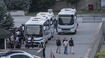 Etimesgut Belediye Başkanı Beşikçioğlu'nun da aralarında bulunduğu 40 şüpheli tutuklandı