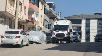 Sabah uyandığında eşini, yüzü kanlar içinde yerde buldu