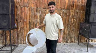 Davulcunun İlginç Para Toplama Yöntemi