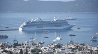 Bodrum'a Kruvaziyer Turist Akını