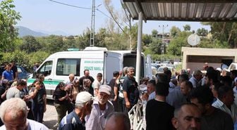 Kozan'da traktör kazasında muhtar hayatını kaybetti