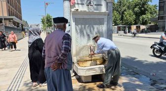 Adıyaman'da 40 derece sıcakta serinleme mücadelesi
