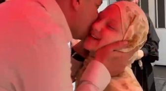 12 Yaşındaki Hafız Kızın Babasına Pankartlı Sürprizi
