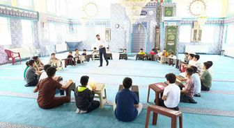 Edremit'te Öğrencilere Bağımlılıkla Mücadele Semineri