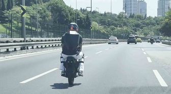Üsküdar'da Skuter Sürücüsünün Tehlikeli Yolculuğu