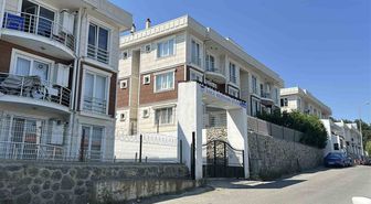 Hemşirenin çöp evinde tıbbi atık skandalı: Tahliye süreci başladı