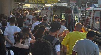 Metrobüs Durağında Feci Kaza: Kadın Ağır Yaralandı