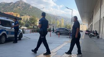 Burdur'da Park Kavgası: Baba ve Oğul Bıçaklandı