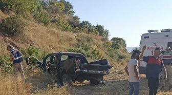 Palu’da kamyonet şarampole yuvarlandı: 2 yaralı