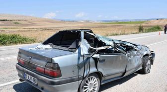 Vezirköprü'de feci kaza: 2'si ağır 6 yaralı