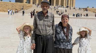 34 Yıl Sonra Gelen Mucize: Evlerini Satıp Tüp Bebekle İkiz Sahibi Oldular, Hayallerini Gerçekleştirdiler