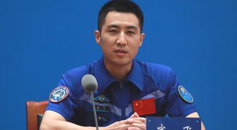 Shenzhou-21 Astronotları Pekin'de İlk Kez Basınla Buluştu