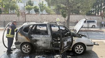 Amasya'da Otomobil Yangını: Seyir Halinde Alev Aldı
