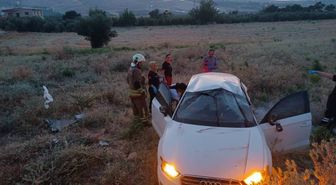 Hatay'da Kontrolden Çıkan Otomobil Tarlaya Uçtu: Sürücü Yaralanmadı