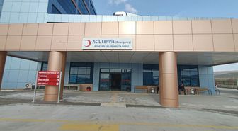 Pazarcık'ta Reklam Panosu Faciası: 1 Ölü