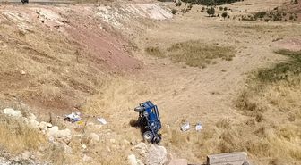 Şırnak'ta tarım aracı şarampole devrildi: 1 ölü, 4 yaralı