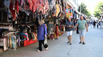 Ilıca'da Yaz Nüfusu 25 Bine Ulaşıyor
