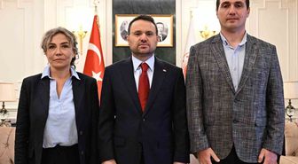 Adalet Bakanı Gürlek, Şehit Özel Harekat Başkanı Oktay'ın Ailesiyle Görüştü