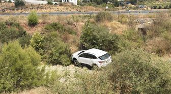 Gazipaşa'da otomobil dereye uçtu: 1 yaralı