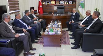 İran ve Hakkari arasında ticaret atağı