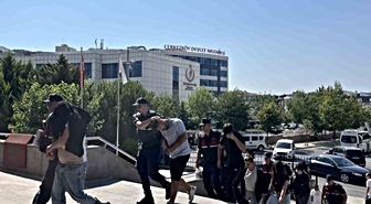 Şantaj ve Kadın Kıyafeti Giydirme Skandalında 6 Tutuklama